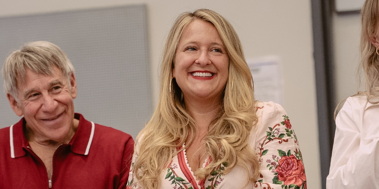 Meet the Queen of THE QUEEN OF VERSAILLES, Broadway Newcomer Lindsey Ferrentino