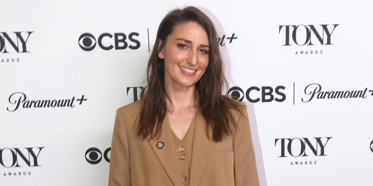 Video: Sara Bareilles Sings 'What's Inside' With Audience at WAITRESS Mexico