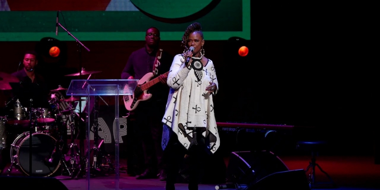 Video: Kecia Lewis Performs 'Perfect Way To Die' from HELL'S KITCHEN at The Root 100… Video
