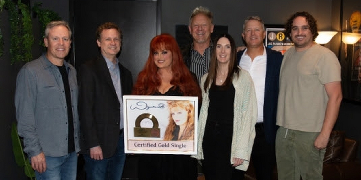 Wynonna Judd Receives RIAA Gold Plaque for Iconic Track 'No One Else on Earth' 