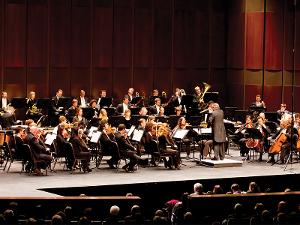 Plano Symphony Orchestra To Perform Outdoor Concert At The 2022 H-E-B | Central Market Plano Balloon Festival Image
