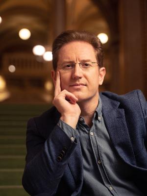 Opera Naples' Artistic Director Ramón Tebar Honored as Cultural Ambassador With Key To The City of Naples Image