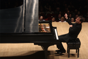 Pianist, Composer and Writer Stephen Hough CBE Awarded Knighthood For Services to Music in the Queen's Birthday Honour's List 2022 Image