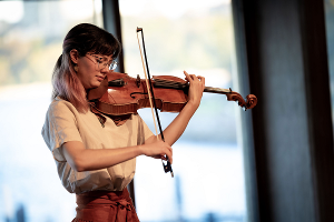 Katie Yap, Melbourne-Based Brisbane Born Violist, Wins The 2022 Freedman Classical Fellowship  Image