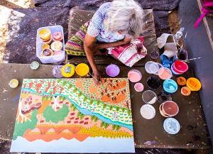 Tarnanthi Art Fair Goes Online in 2022 With Thousands Of Works From Aboriginal and Torres Strait Islander Artists  Image