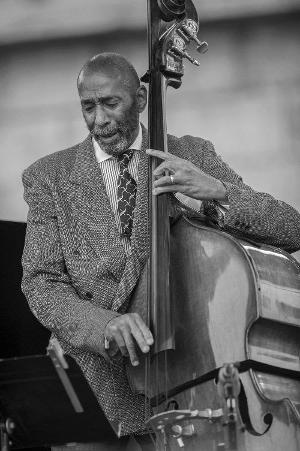 Jazz Icon Ron Carter to Play Birdland Jazz Club All Month Long Image