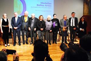 La Secretaría De Cultura Y El Inbal Entregaron La Medalla Bellas Artes En Artes Visuales, Patrimonio Y Arquitectura 