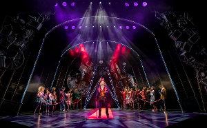 CHARLIE AND THE CHOCOLATE FACTORY Comes to Milton Keynes Theatre Next Month 