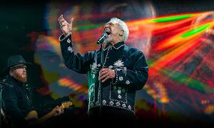 TOM JONES: AGES & STAGES Tour Comes To The Van Wezel  Image