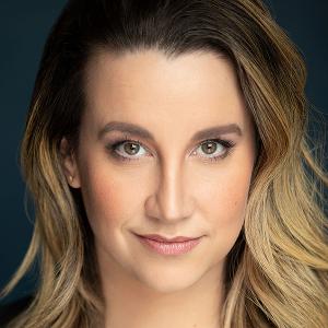 The Den Hosts Vocalist Natalie Weiss: Live In Chicago Next Week Image