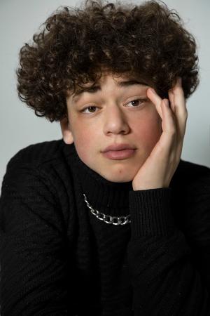 Listen: Julian Lerner Talks OLIVER! and More on LITTLE KNOWN FACTS Image