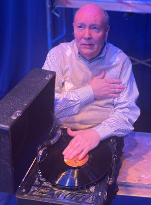 FLY BY NIGHT Opens At Theatre Arlington, June 16 Image