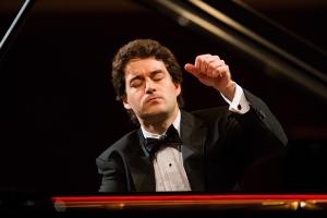 Star Pianist Alexei Tartakovsky To Perform At The Kaufman Music Center, Merkin Hall Image