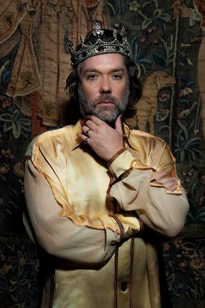 Rufus Wainwright Performs Music From His New Release Folkocracy at MPAC This Month 