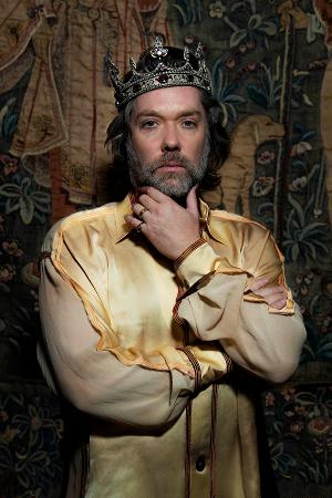 Rufus Wainwright Performs Music From His New Release Folkocracy at MPAC This Month Image