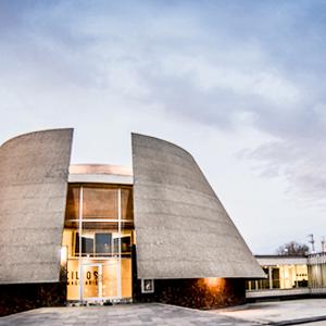 Los Museos De Arte De Ciudad Juárez Y De El Paso Invitan A La Charla Sobre La 7ª. Bienal Fronteriza  Image