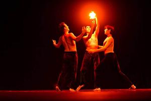 La Compañía Mezquite Danza Contemporánea Celebra 25 Años De Trayectoria Con El Programa Sin Fecha De Caducidad Image