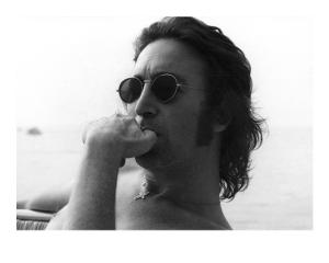 May Pang to Showcase Candid Photos of John Lennon at Gallery in Jacksonville 