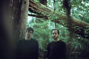 Live Electronic Duo KIDSO Shares 'Sparkle' Single Image