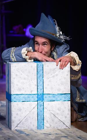 Fenix Theatre Company Presents 12TH NIGHT: SHAKESPEARE & SONG, Portland's Newest Holiday Tradition  Image