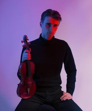 Violinist Roberts Balanas to Perform at OMEARA This Saturday 