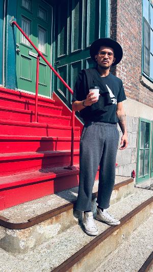 Alt-Pop Artist On The Rise JMSEY Encourages Fans To Check-In On Each Other In “Best Friends” Image