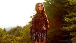 Country-Pop Artist Macartney Reinhardt Releases New Single “Old Country Song” Image