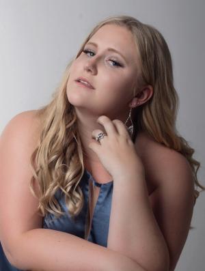 Country Artist Katrien Releases New Single 'Charming' Image