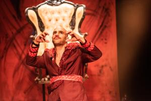 World Premiere Of MY ONLINESS Opens Tonight At New Ohio Theatre Image