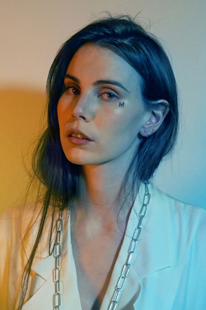 Swedish Singer, Songwriter and Producer Skott Returns with 'Midas' Image