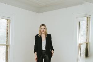Christina Martin Releases New Single 'Stay With Me' Image