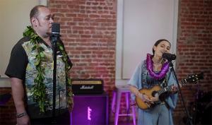 Opera Star Quinn Kelsey and Ukelele Virtuoso Taimane Come Together for OPERA KANIKAPILA Image