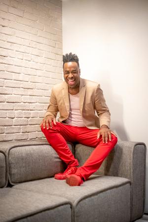 Multi-Genre Recording Artist Damien Sneed Releases Christmas Project, 'Joy To The World' Image