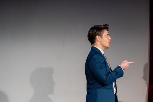 CELLINO V. BARNES Is Back At The Bell House Image