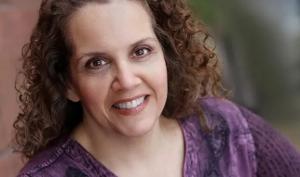 Lisa Dennett Returns To Don't Tell Mama This April With I'LL SAY I LOVE YOU WITH A SONG Image