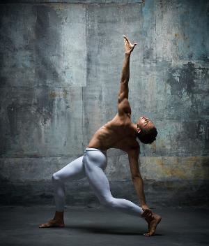 Mikhailovsky Ballet's Adrian Blake Mitchell Hosts 'Dance Talks' & Master Class For Westside Ballet Image