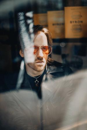 Drew Davies Shares 'X And Y' Single Image