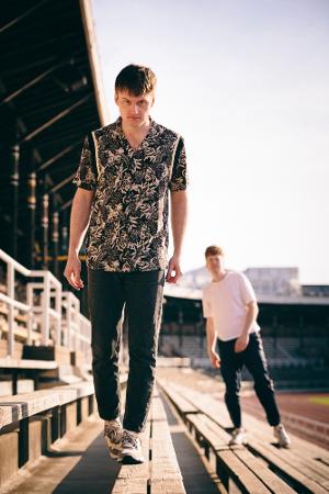 Oxen Releases 'Dark And Depressive' Single Image