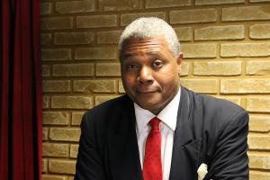 ESC'S Darryl Maximilian Robinson Wins 2022 Making The World Happening Award From Allevents.in Image