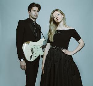 Still Corners Share New Track 'Heavy Days' & Announce Spring 2022 US Tour Image