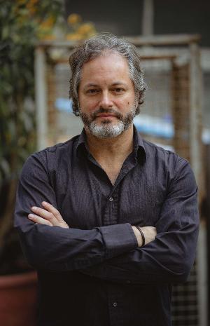 Steven Ditmyer Will Direct BETTINGER'S LUGGAGE at AMT Image
