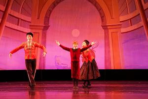 Dances Patrelle to Hold Student Auditions For THE YORKVILLE NUTCRACKER 
