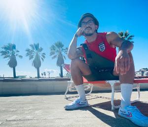 Alt Pop Artist JMSEY Releases Nostalgic Summertime Hit 'Sunny Days' Image