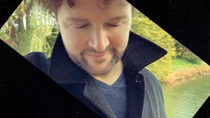 Chicago-Based Singer-Songwriter Sarantos Releases 'I Never Catch The Train' Image