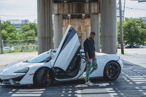 Leol Releases New Single 'Move' Image