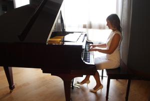 Bonnie Milne Releases New Single/Video 'Green River Sway' From Her Latest Album ANTICIPATION Image