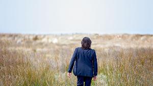 Australian Singer-Songwriter Shayne Cook Releases Top 25 iTunes Single “Miles Away” Image
