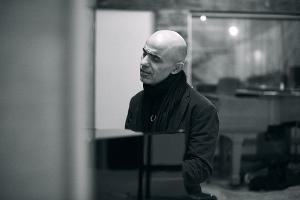 Jose Conde Drops Video For 'Poetry In Motion' Image