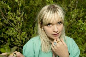 Thea & The Wild Releases Rock-Driven Single 'Rip Tide' Image
