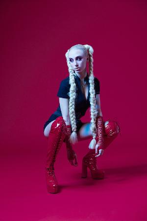 Laurel Smith Releases Single 'Out The Cage' Image